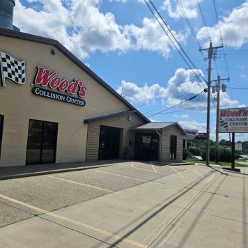 Wood's Collision Center at Cincinnati